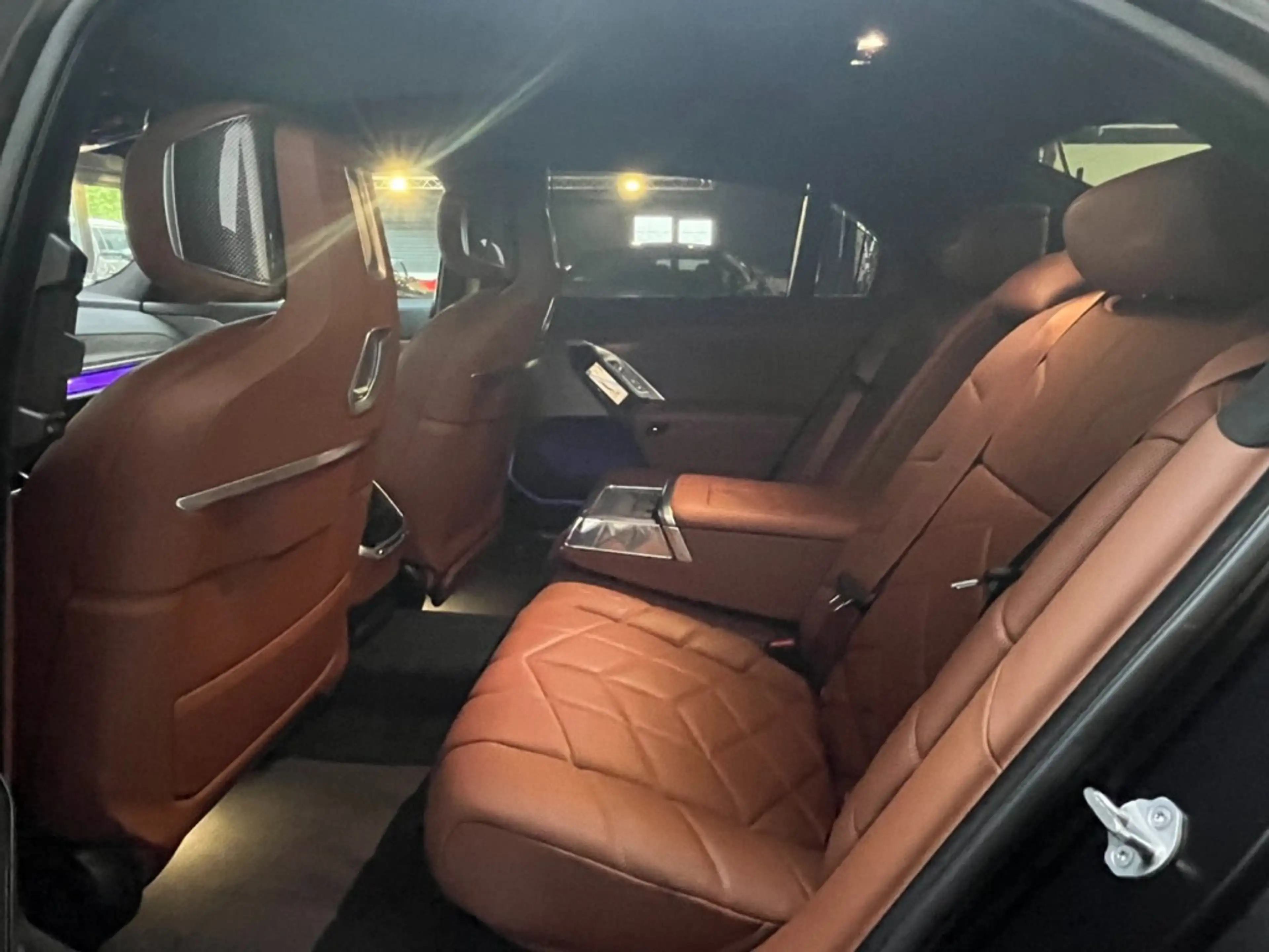 BMW i7 x-drive 60 (VAT car) (2023) — photo 48