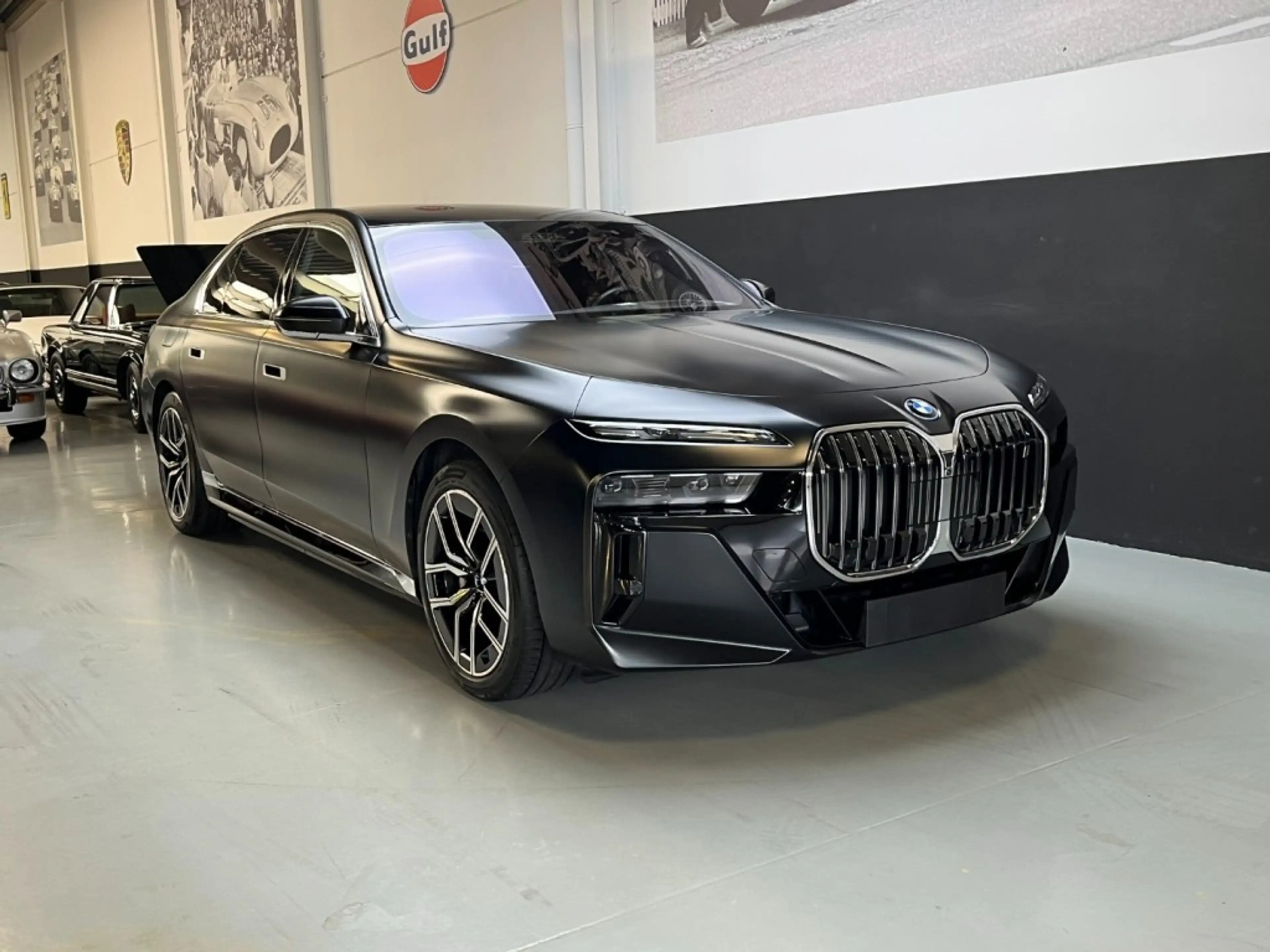 BMW i7 x-drive 60 (VAT car) (2023) — photo 21