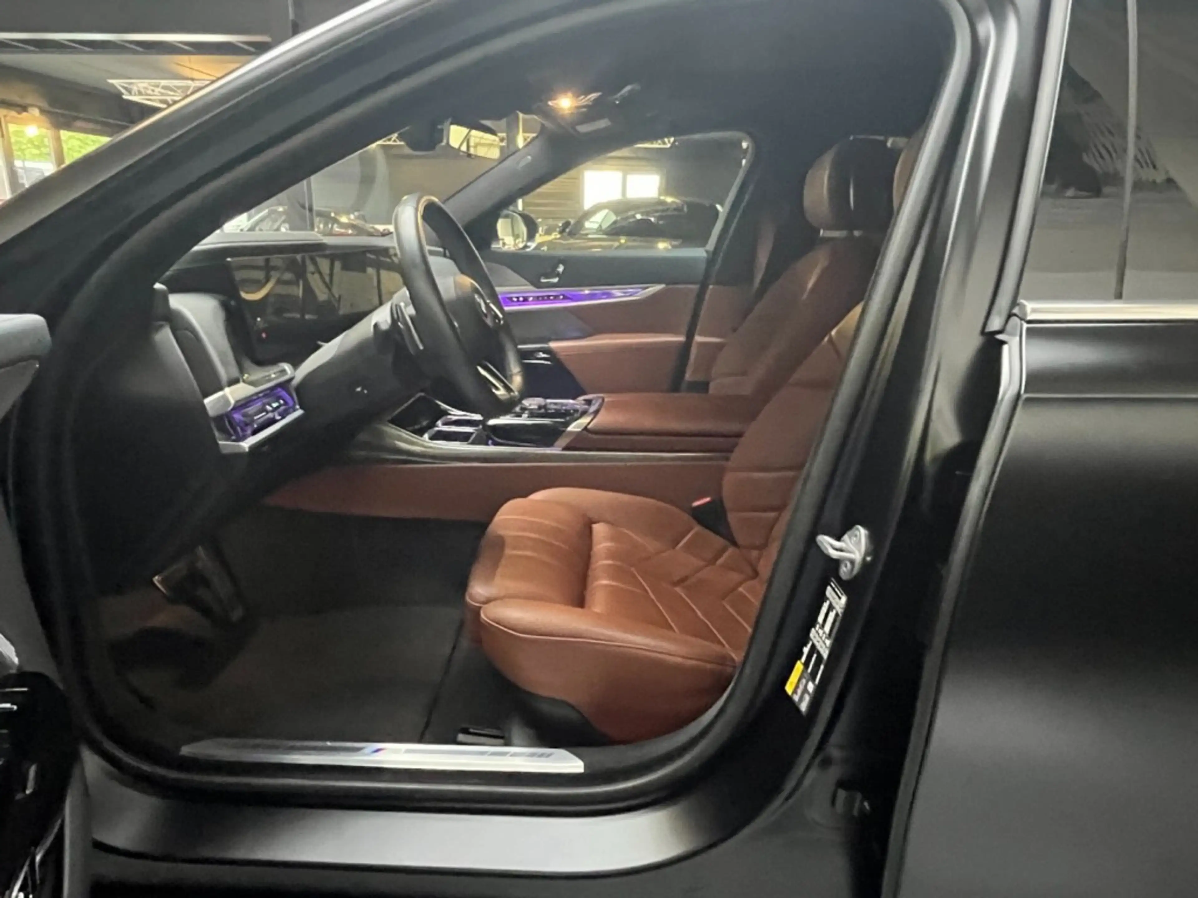 BMW i7 x-drive 60 (VAT car) (2023) — photo 6