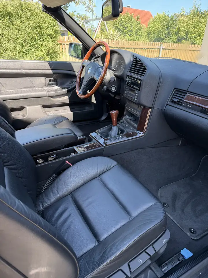 BMW 328i Exclusiv, foto 8