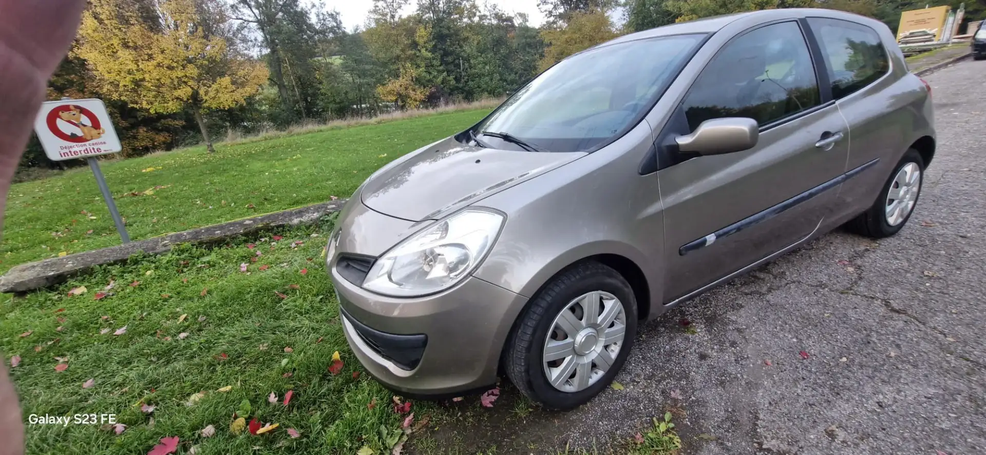 Renault Clio 1.2 16V 80 eco2 Extrême Foncée Quickshift 5 - 2