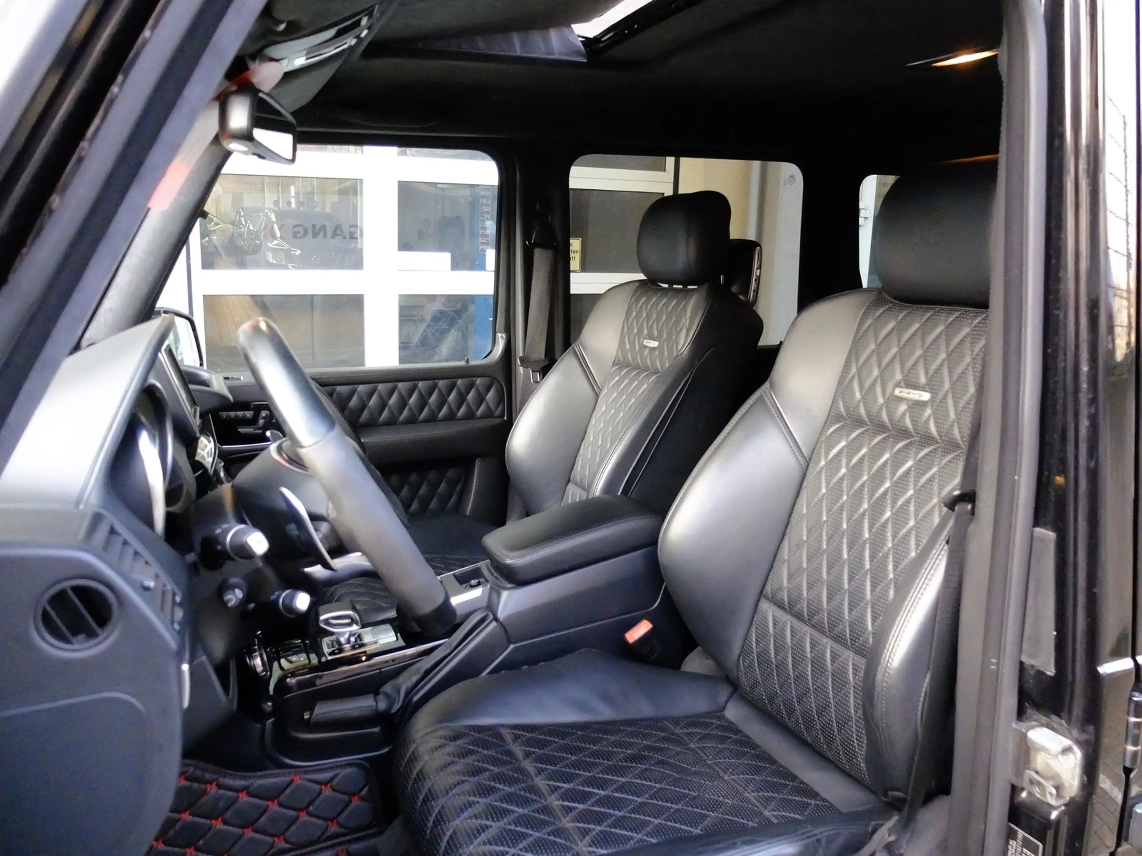 Mercedes-Benz G 63 AMG Mercedes Scheckheft — photo 12