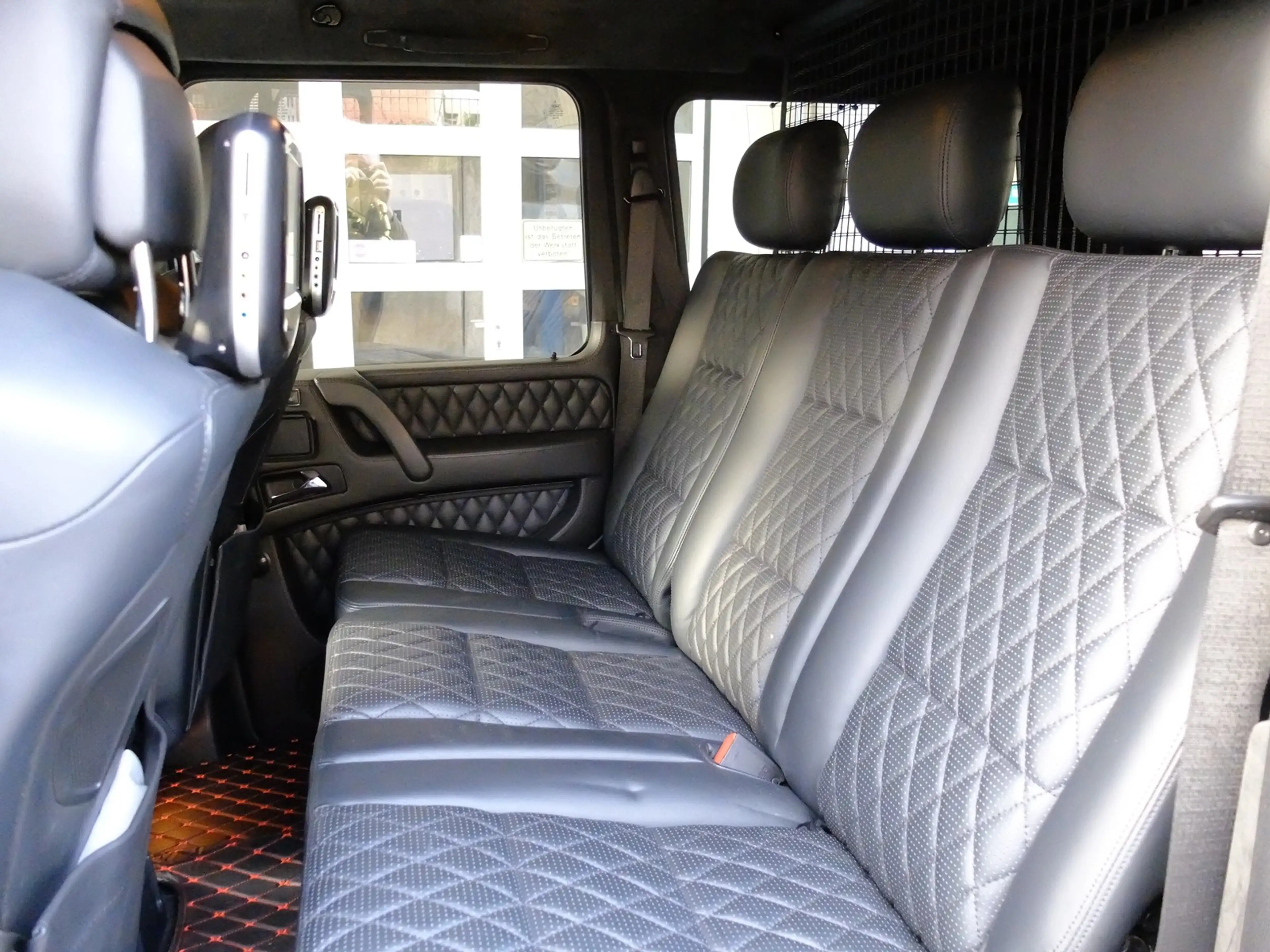Mercedes-Benz G 63 AMG Mercedes Scheckheft — photo 15