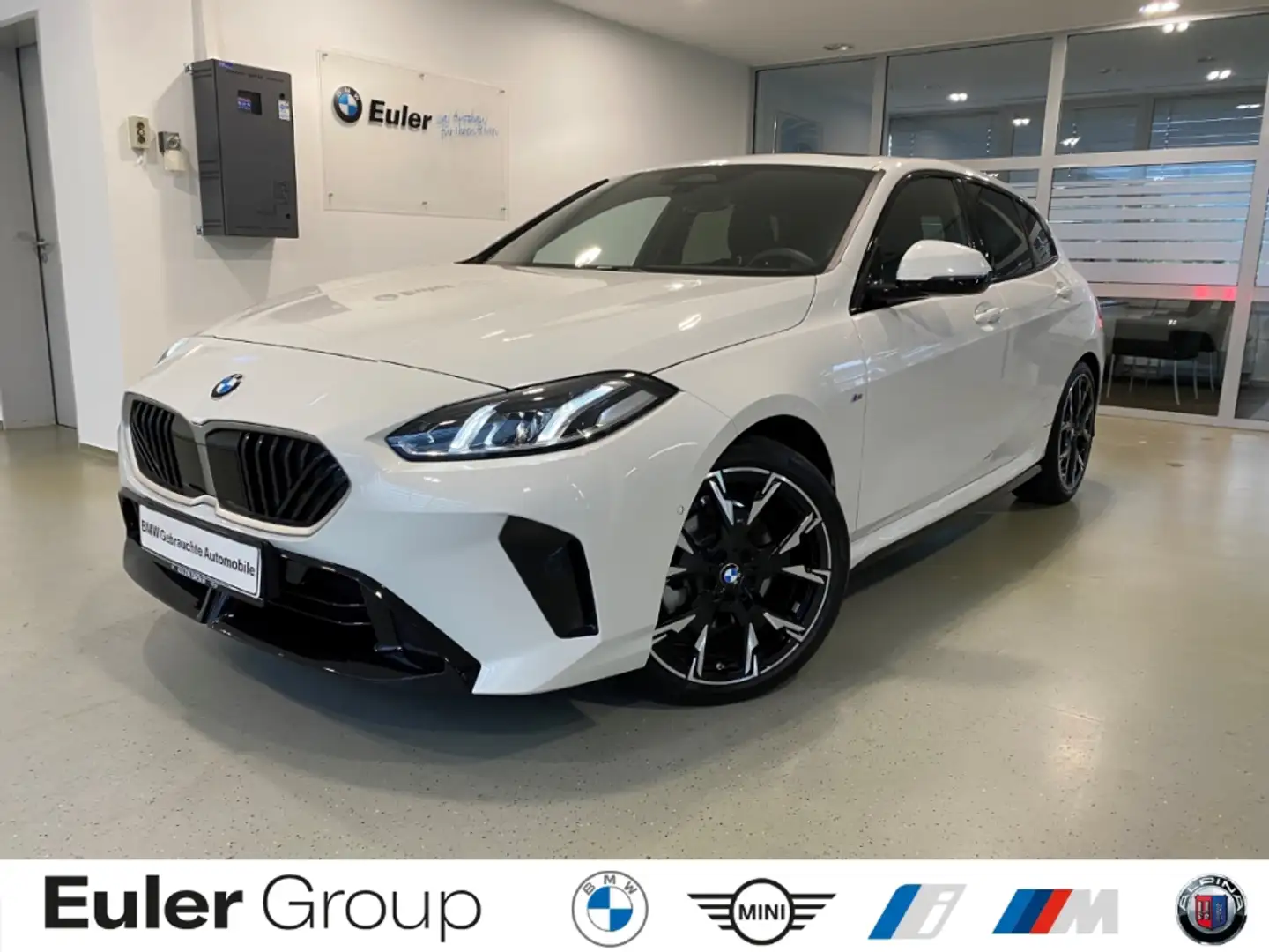 BMW 120 i M-Sport neues Modell Sommer19'' PANO H/K Ad-M-Fa Weiß - 1