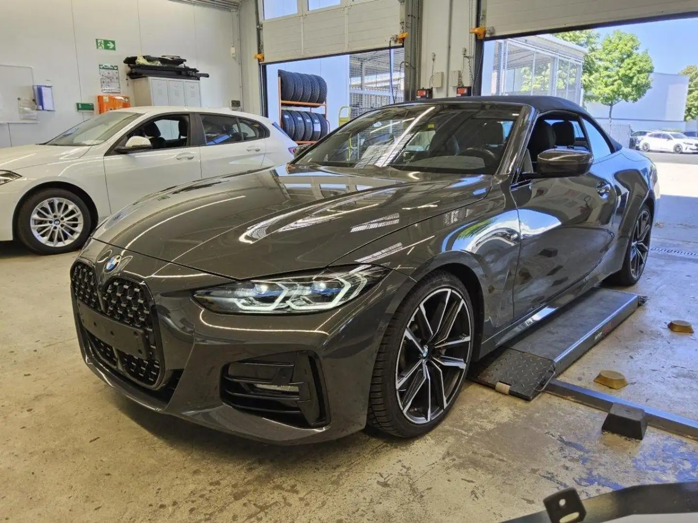 BMW 430 i CABRIOLET M SPORT/SHADOW/LASER/HuD/H&K/KAM. Grau - 1