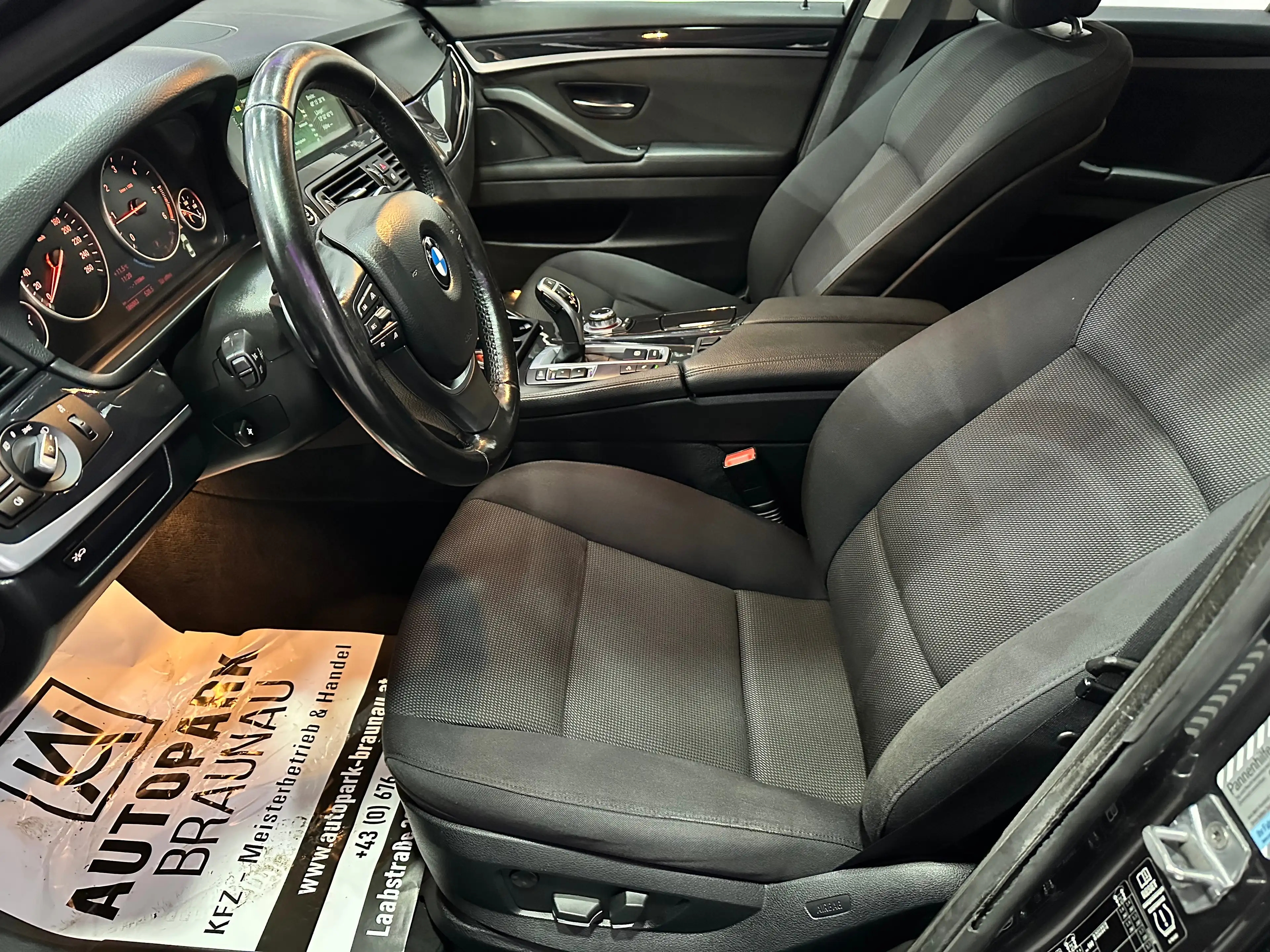 BMW 525 d F10 Lim. xDrive *KEYLESS*MEMORY*SOFT* — photo 11