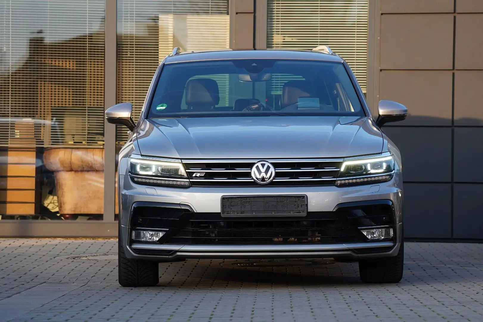 Volkswagen Tiguan Highline BMT 4Motion MIT 2 JAHRE GARANTIE Argent - 2