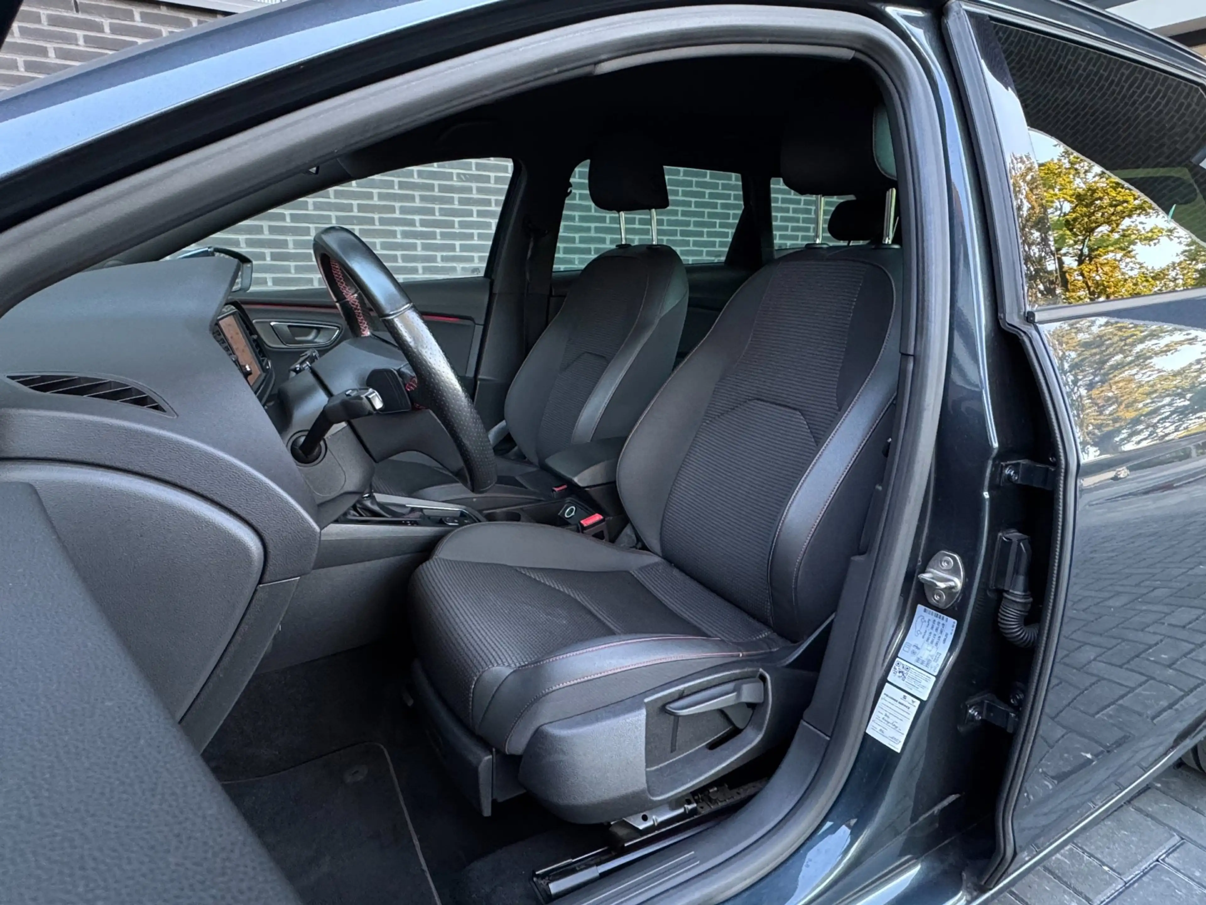 SEAT Leon ST 1.5 TSI FR Business Intense - DSG|Dealer ond.|T — photo 4