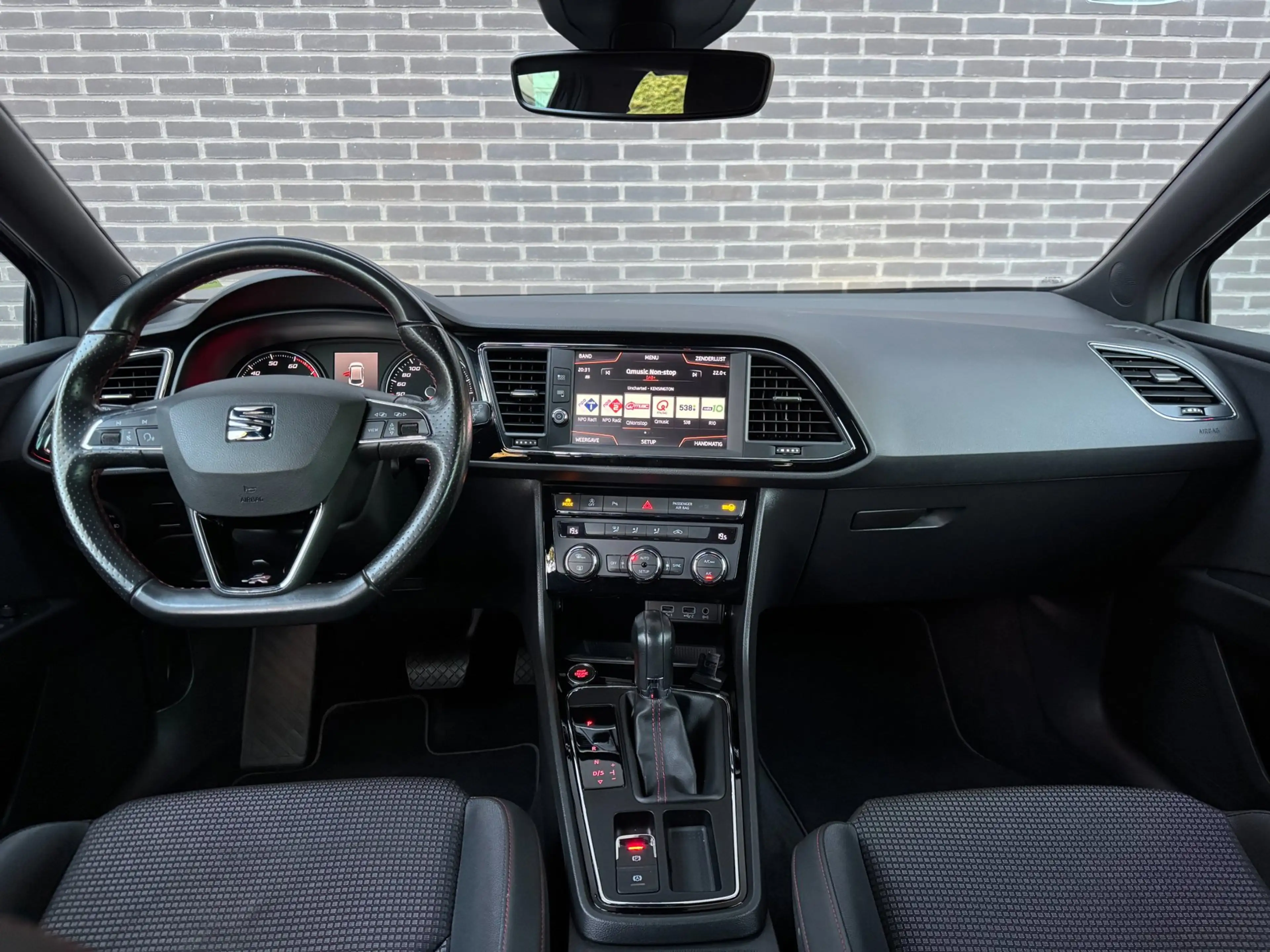 SEAT Leon ST 1.5 TSI FR Business Intense - DSG|Dealer ond.|T — photo 6