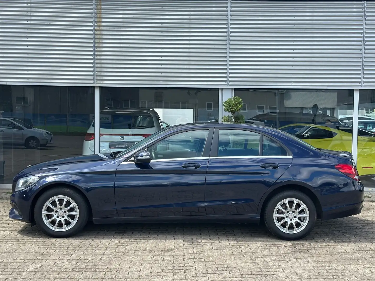 Mercedes-Benz C 220 d | Leder | 2.Hand | Aut. | elektr. Sitze Blau - 2