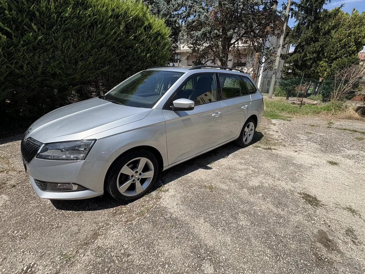 Skoda Fabia Fabia III Wagon Wagon 1.0 tsi Business 95cv my19 Argento - 2