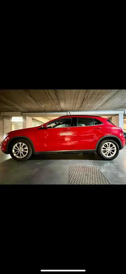 Mercedes-Benz GLA 180 (CDI) d 7G-DCT Rood - 2