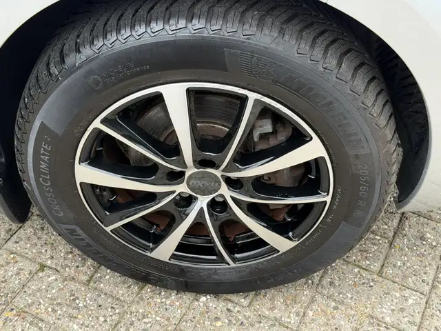 Citroen C4 Picasso view 13