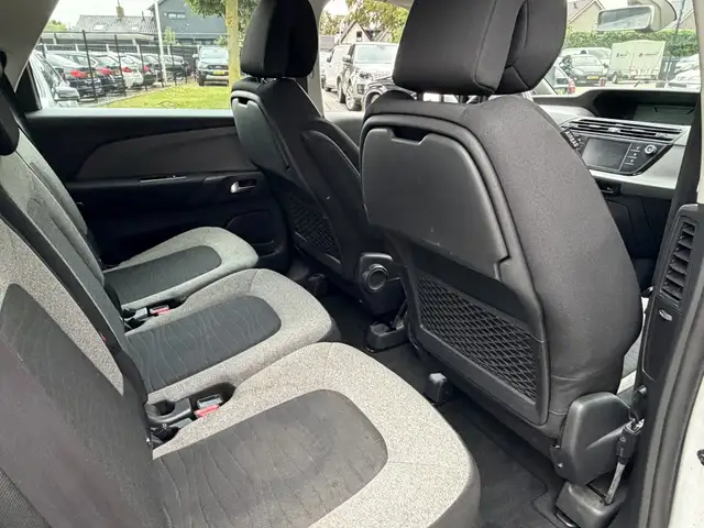 Citroen C4 Picasso view 9