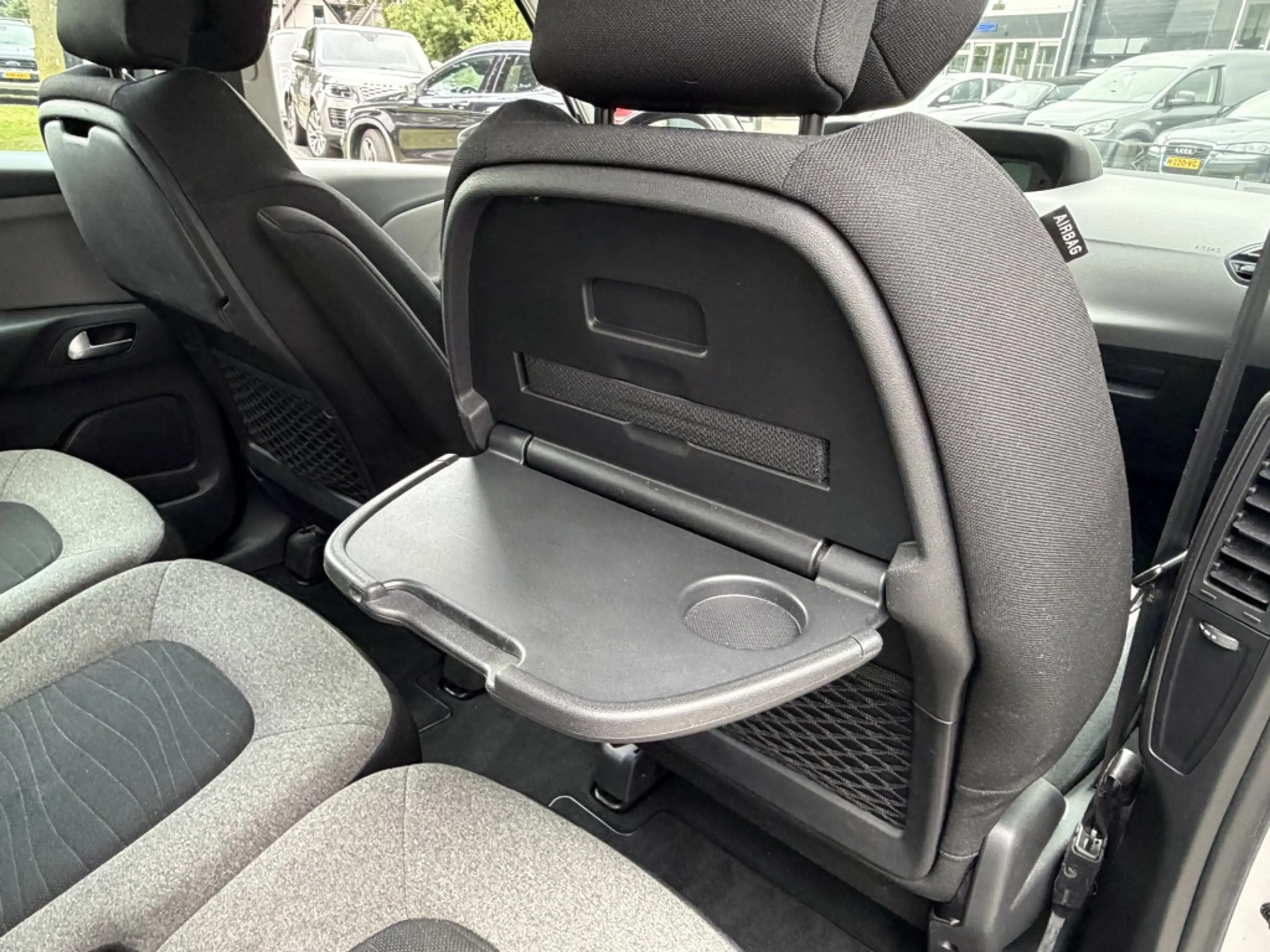 Citroen C4 Picasso 1.2 Benzine Grijs 2015 Trekhaak 97.000 KM NL Auto — photo 11