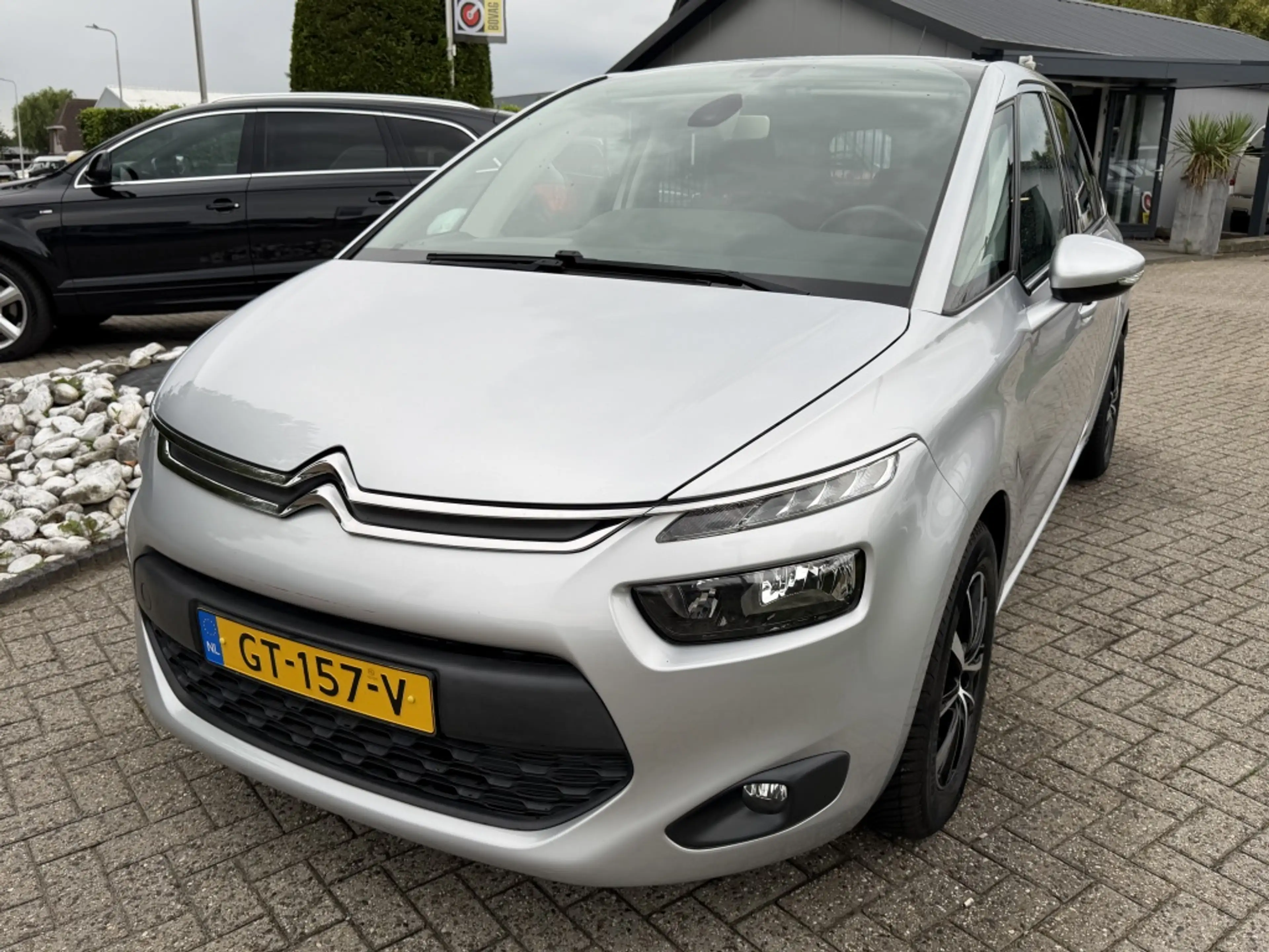 Citroen C4 Picasso 1.2 Benzine Grijs 2015 Trekhaak 97.000 KM NL Auto — photo 5