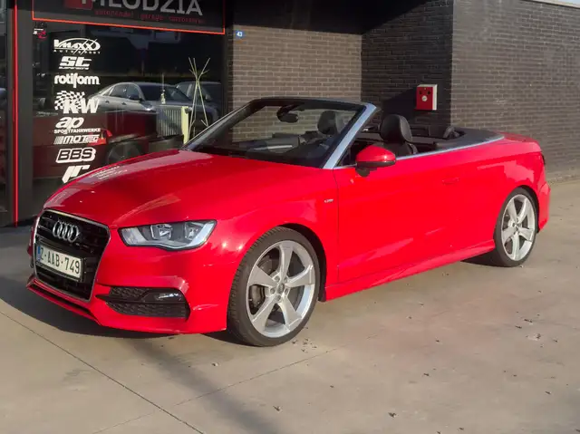 Audi A3 CABRIO S line DSG