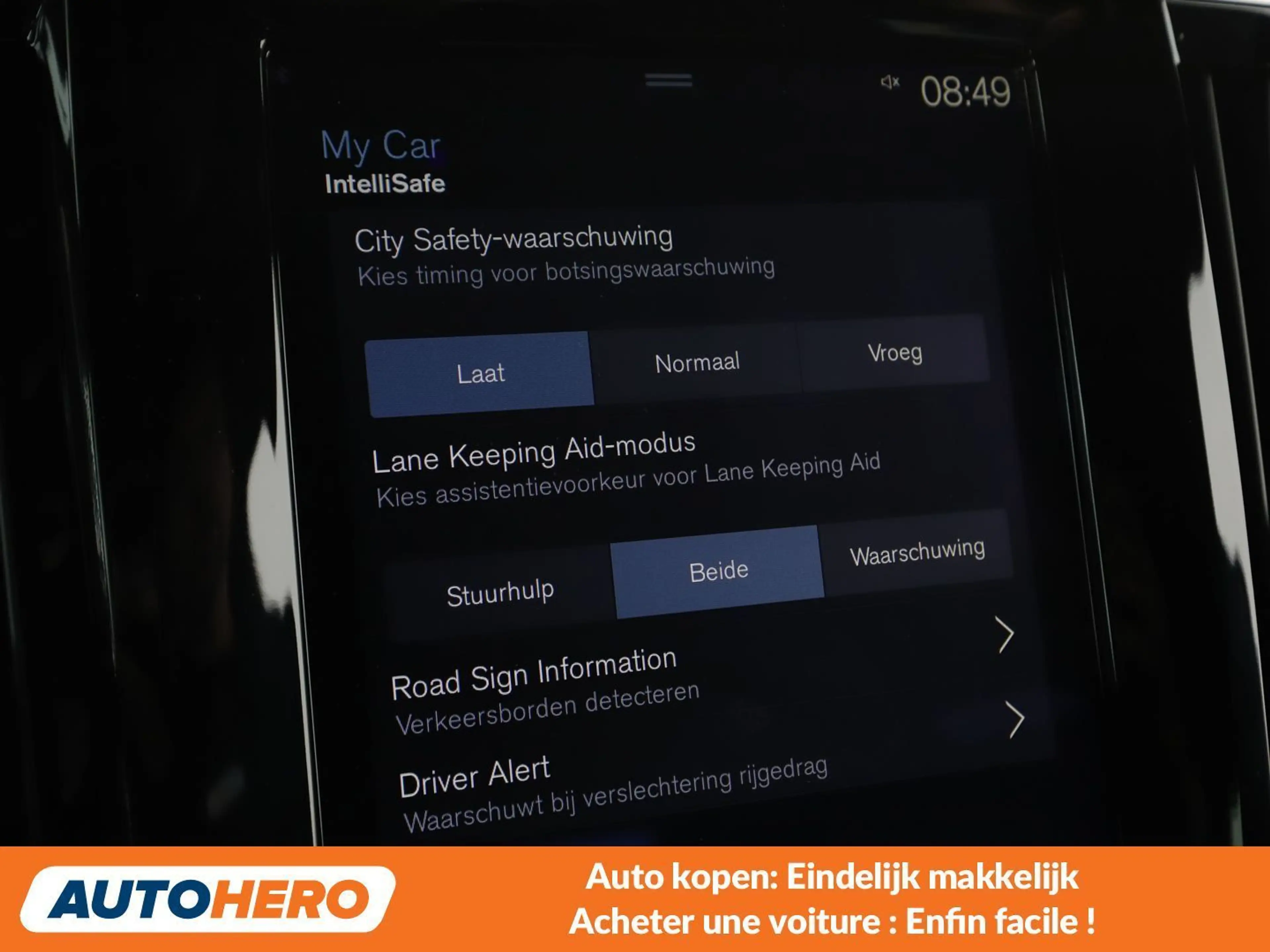 Volvo V90 Cross Country 2.0 D4 Pro AWD — photo 13