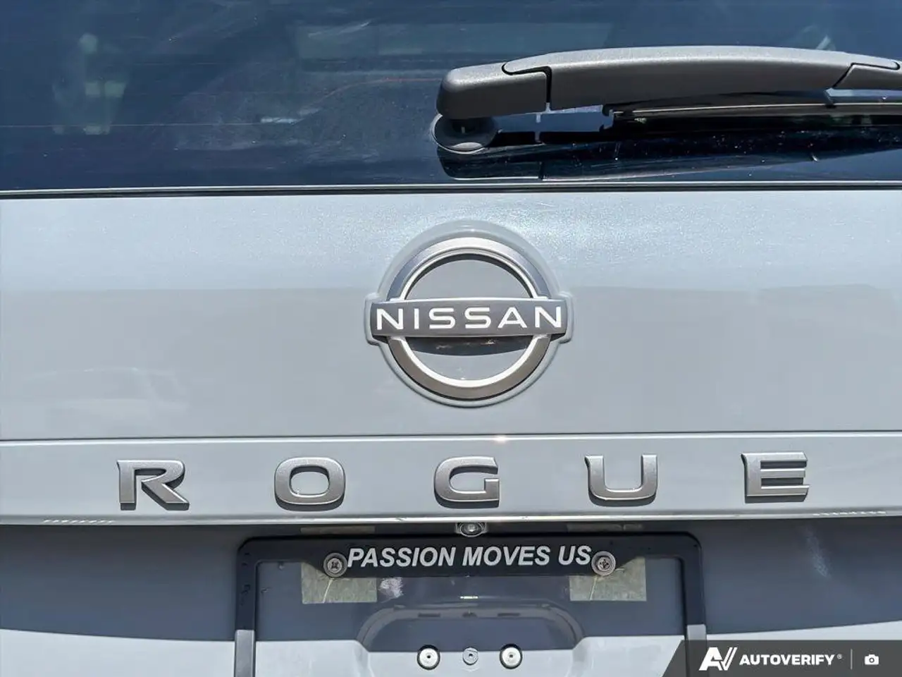 Nissan Rogue снимка Nissan Rogue