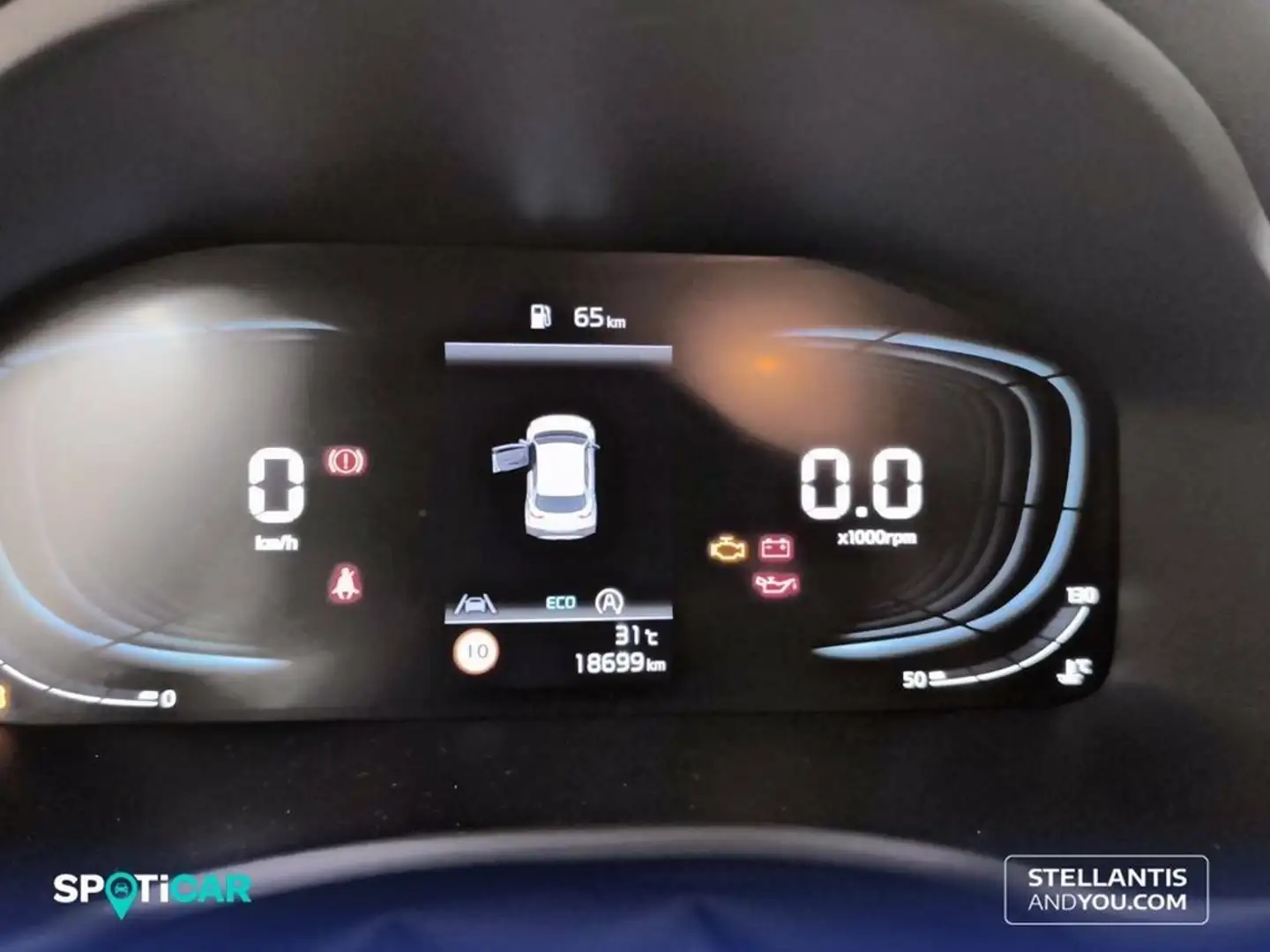 Kia Stonic 1.0 T-GDi 74kW (100CV) MHEV MT Drive Grijs - 2