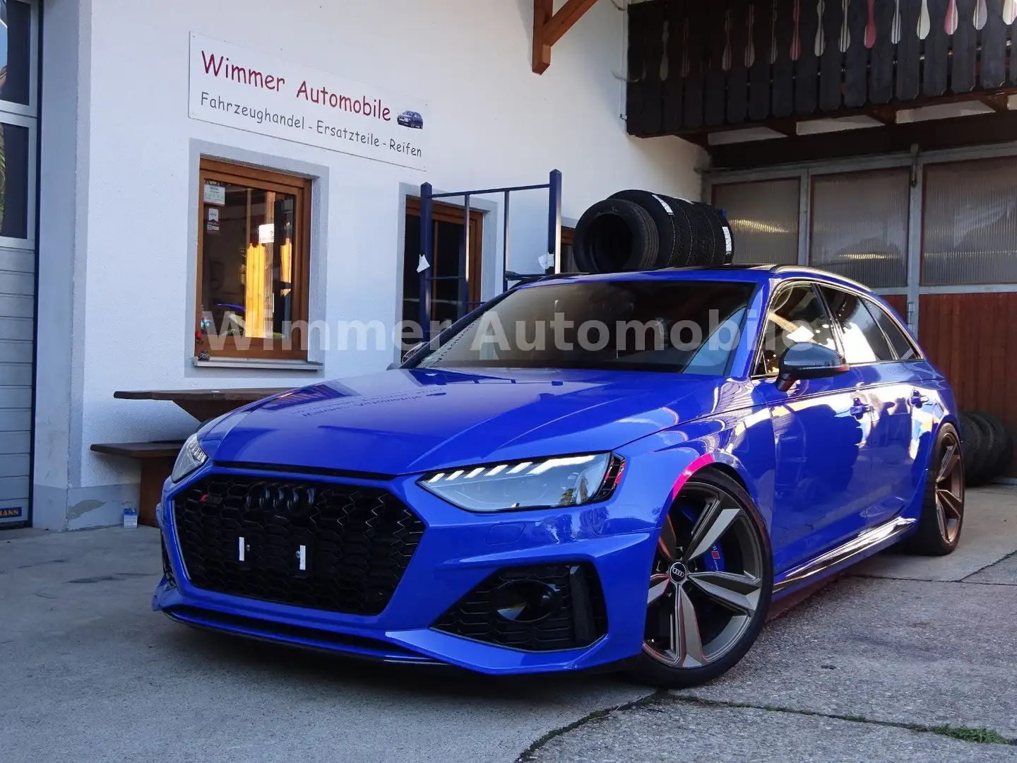 Audi RS4 Avant 2.9 TFSI quattro Keramik*Carbon*ABT-R Bleu - 1