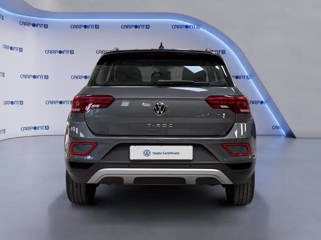 Volkswagen T-Roc view 6