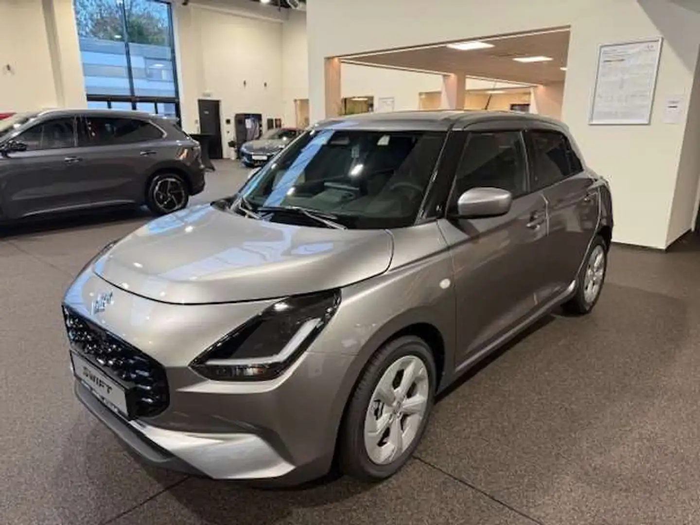 Suzuki Swift 1.2 2WD 5HYB GL+ Argent - 1