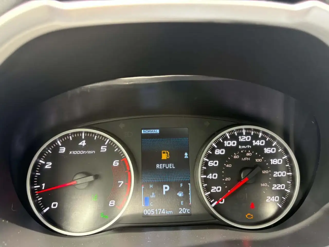 Mitsubishi Eclipse Cross fotografie Mitsubishi Eclipse Cross