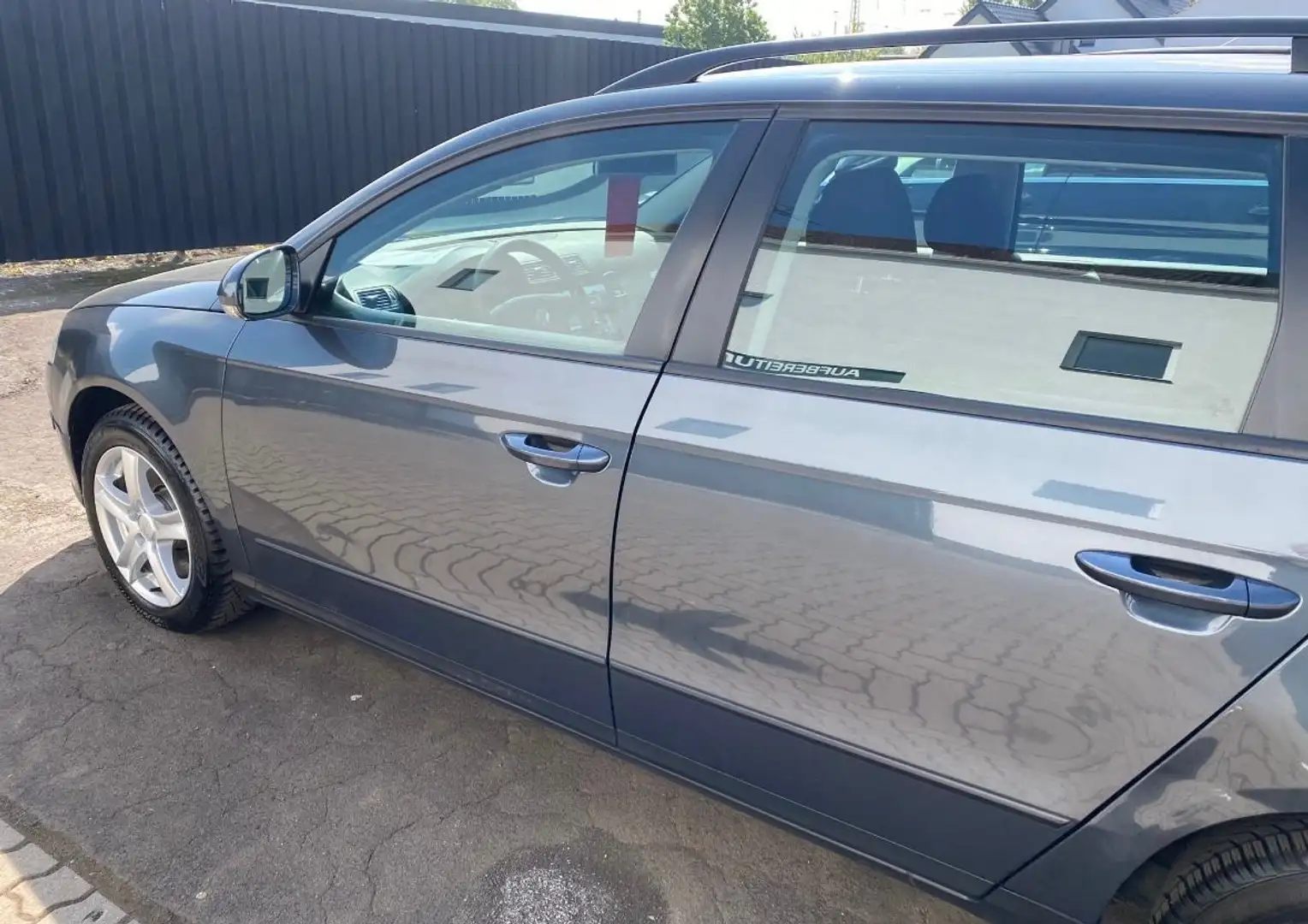 Volkswagen Passat Variant 1.6 Trendline - 1