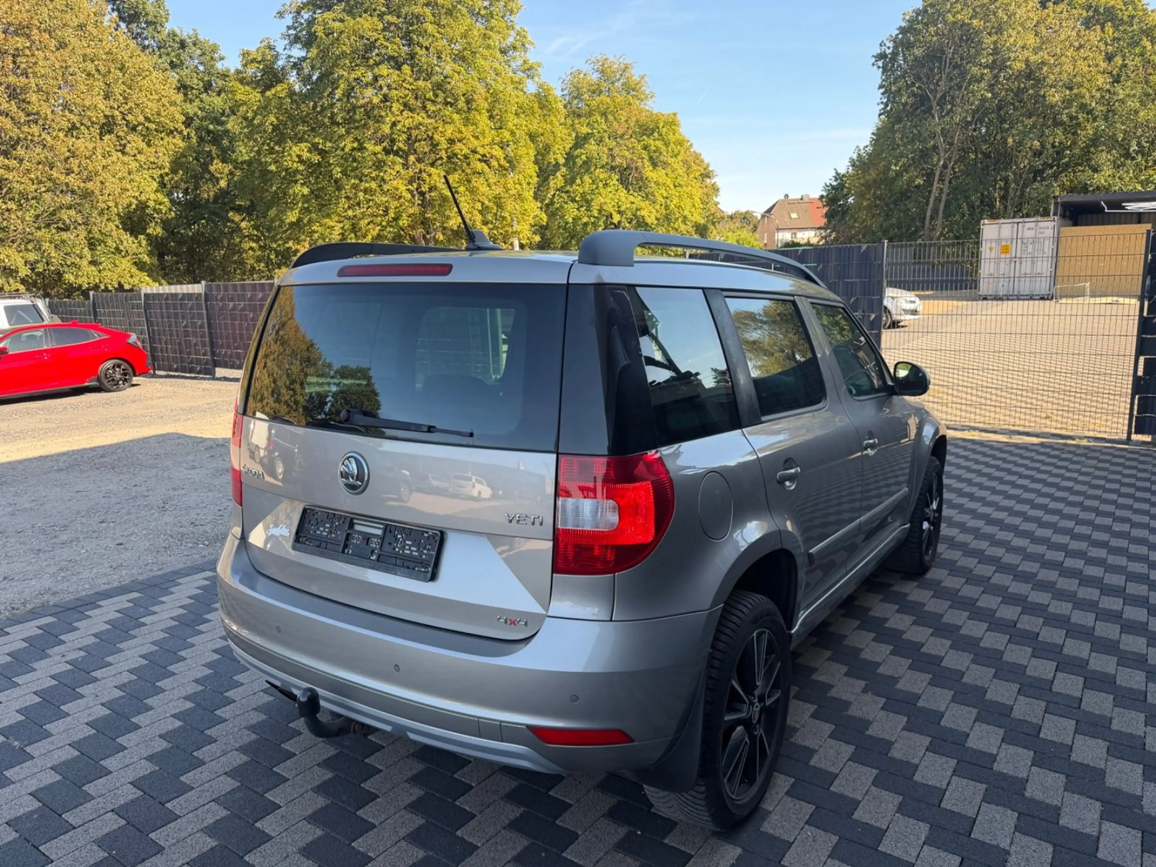 Skoda Yeti Elegance 4x4 Navi AHK — photo 4