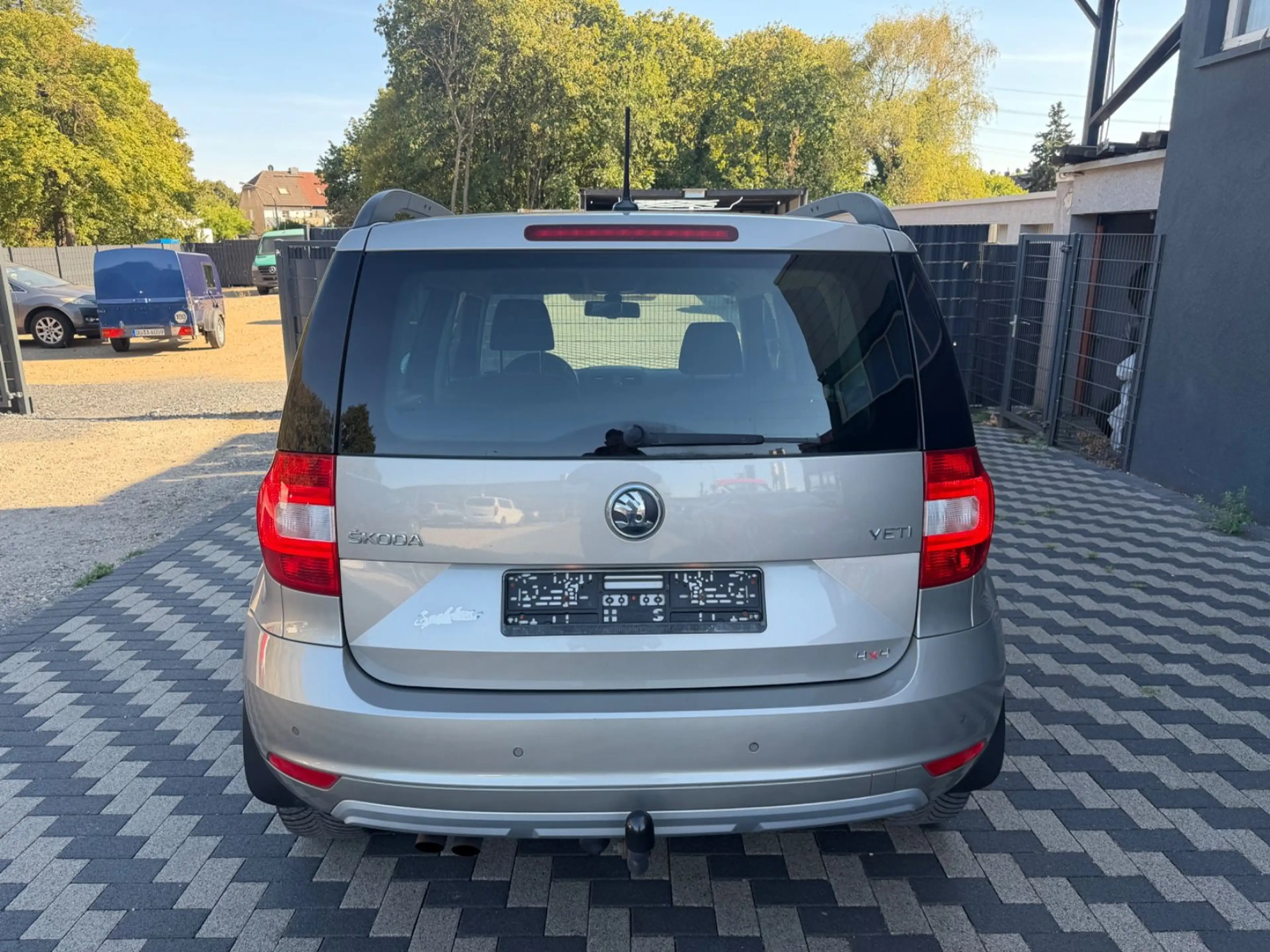 Skoda Yeti Elegance 4x4 Navi AHK — photo 5