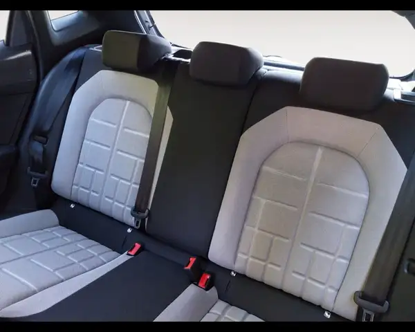 Seat Ibiza view 13