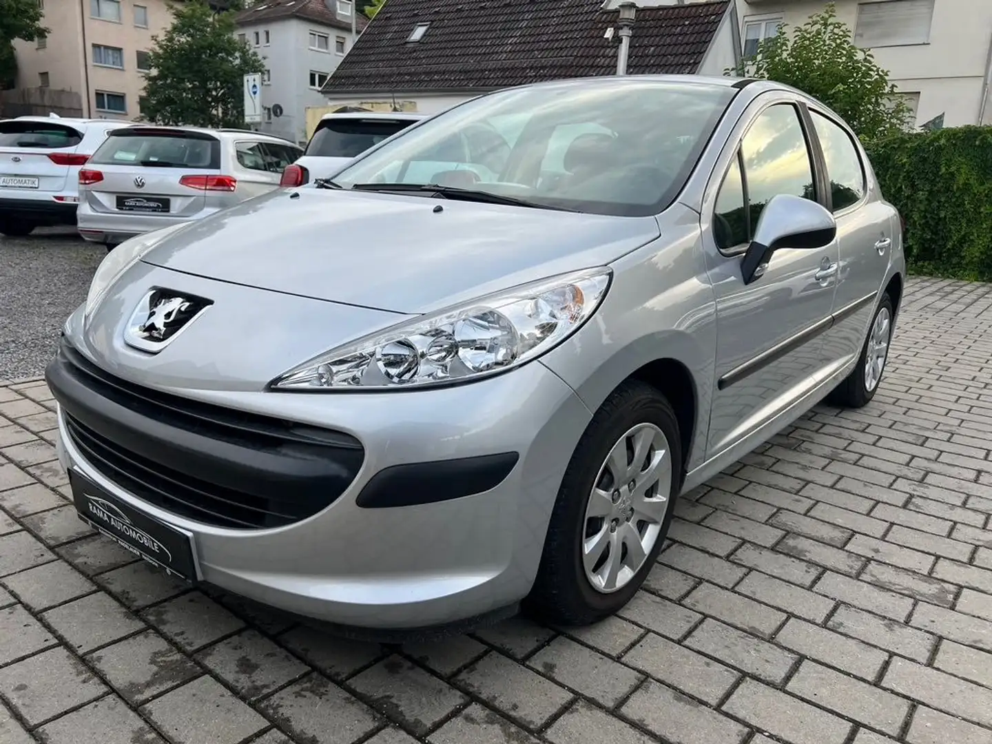 Peugeot 207 Tendance Klima Scheckheftgeflegt Tüv 06.2026 Gris - 1