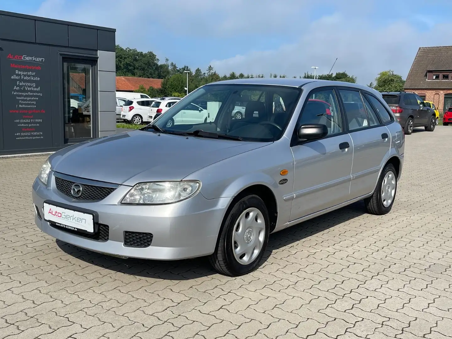 Mazda 323 f Klima TÜV NEU 2HD 93.240 KM Silber - 2