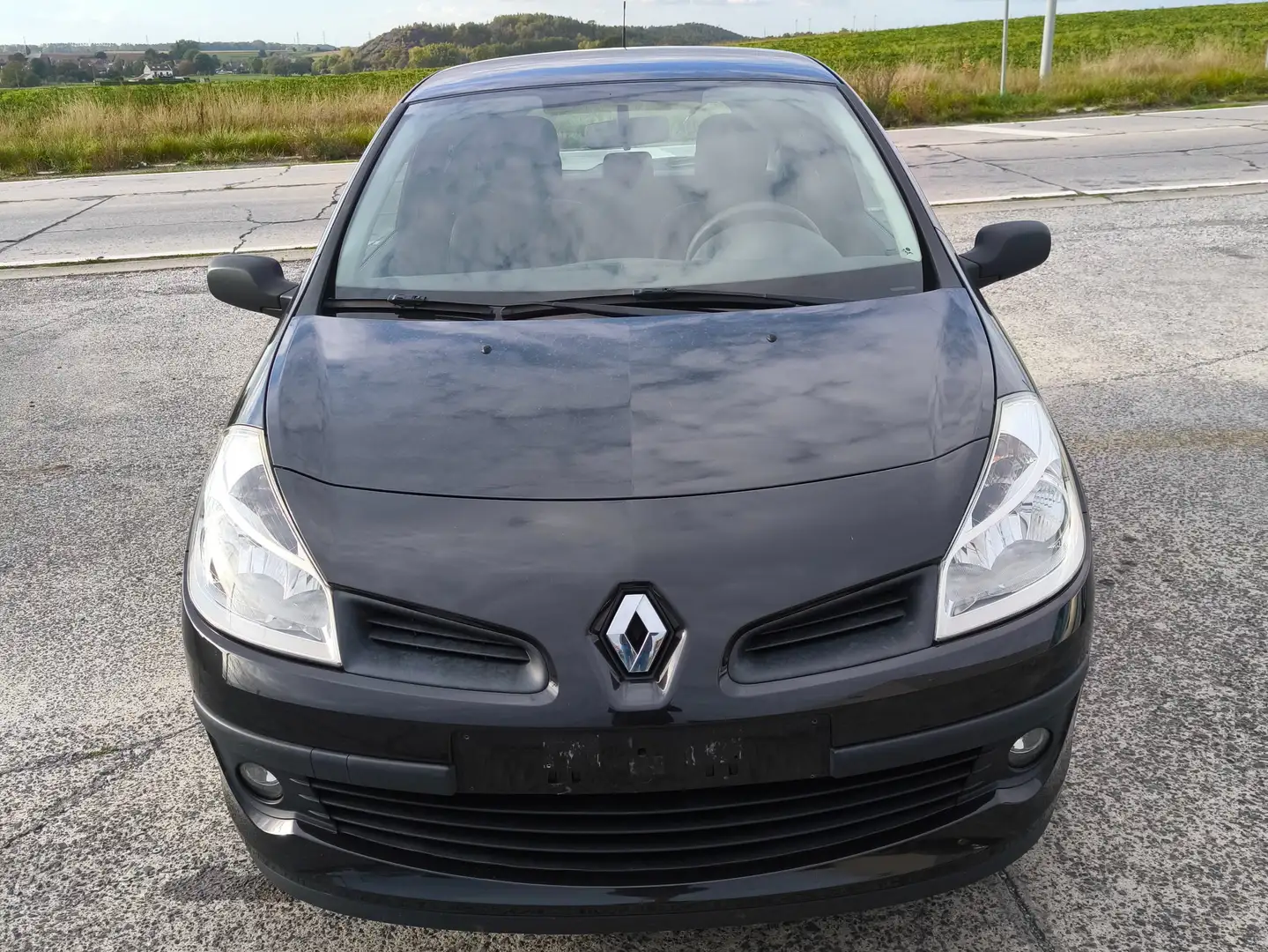 Renault Clio 1200 essence 135000 km Noir - 1