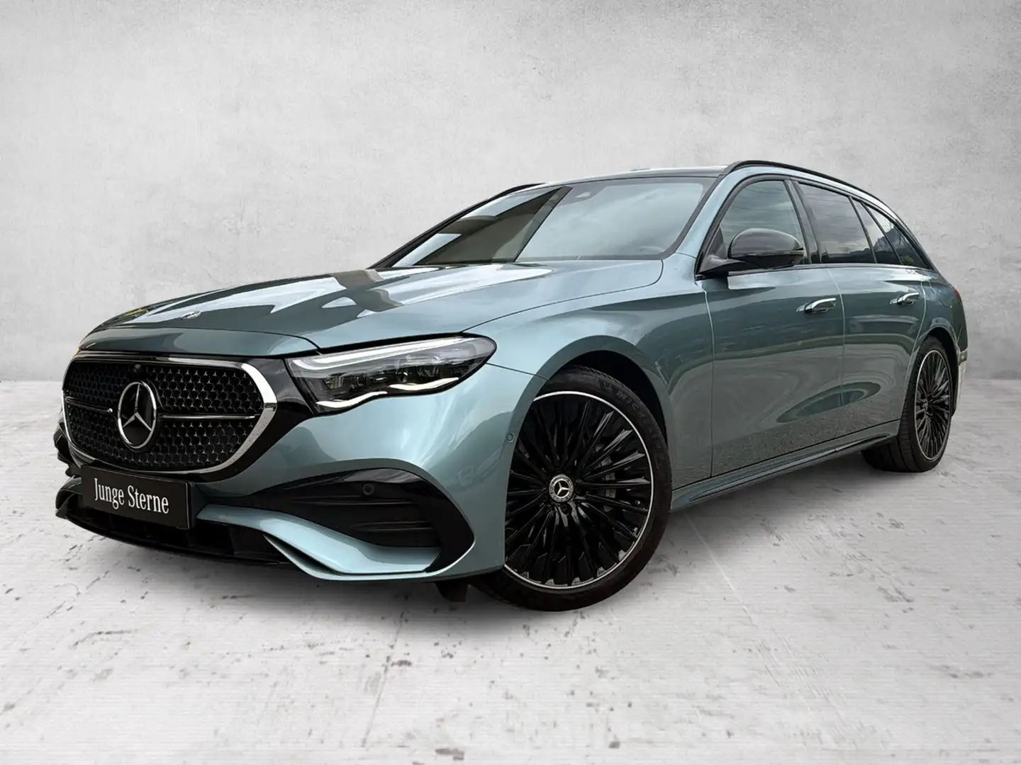 Mercedes-Benz E 300 de 4MATIC T-Modell mit EQ Hybrid Technologie Öster Silber - 2