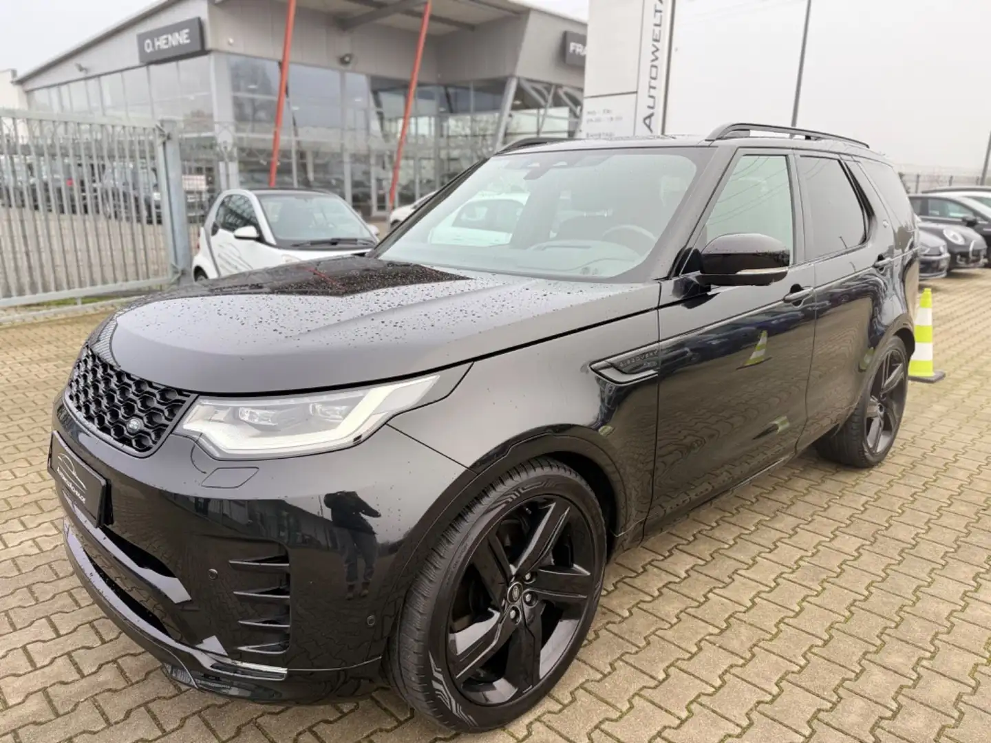 Land Rover Discovery 5 R-Dynamic HSE P360 AWD Schwarz - 1