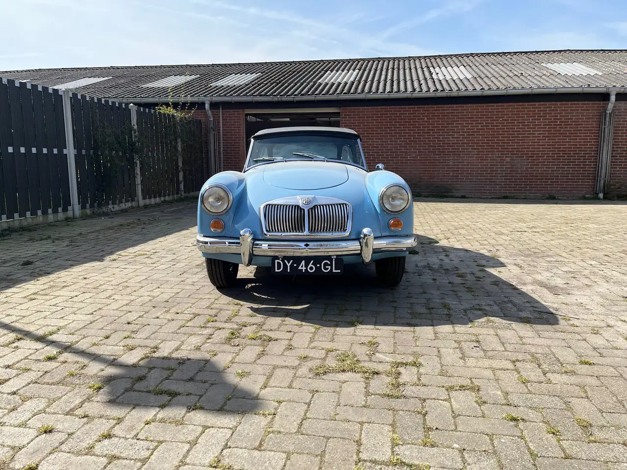 MG MGA 1622mk2, foto 2