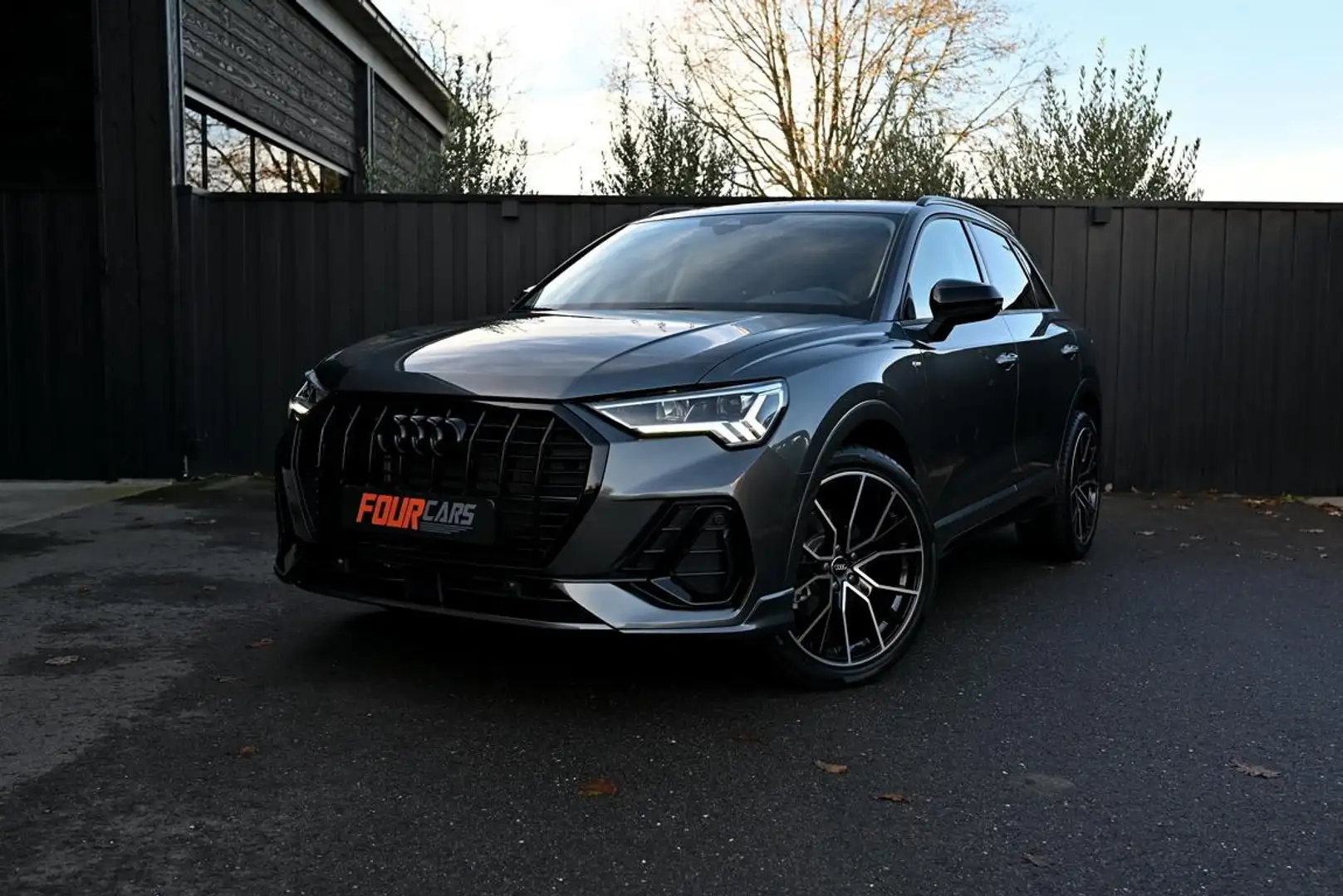 Audi Q3 35 TFSI Advanced edition | 2025 | 3.000 KM | S-Lin Gris - 2