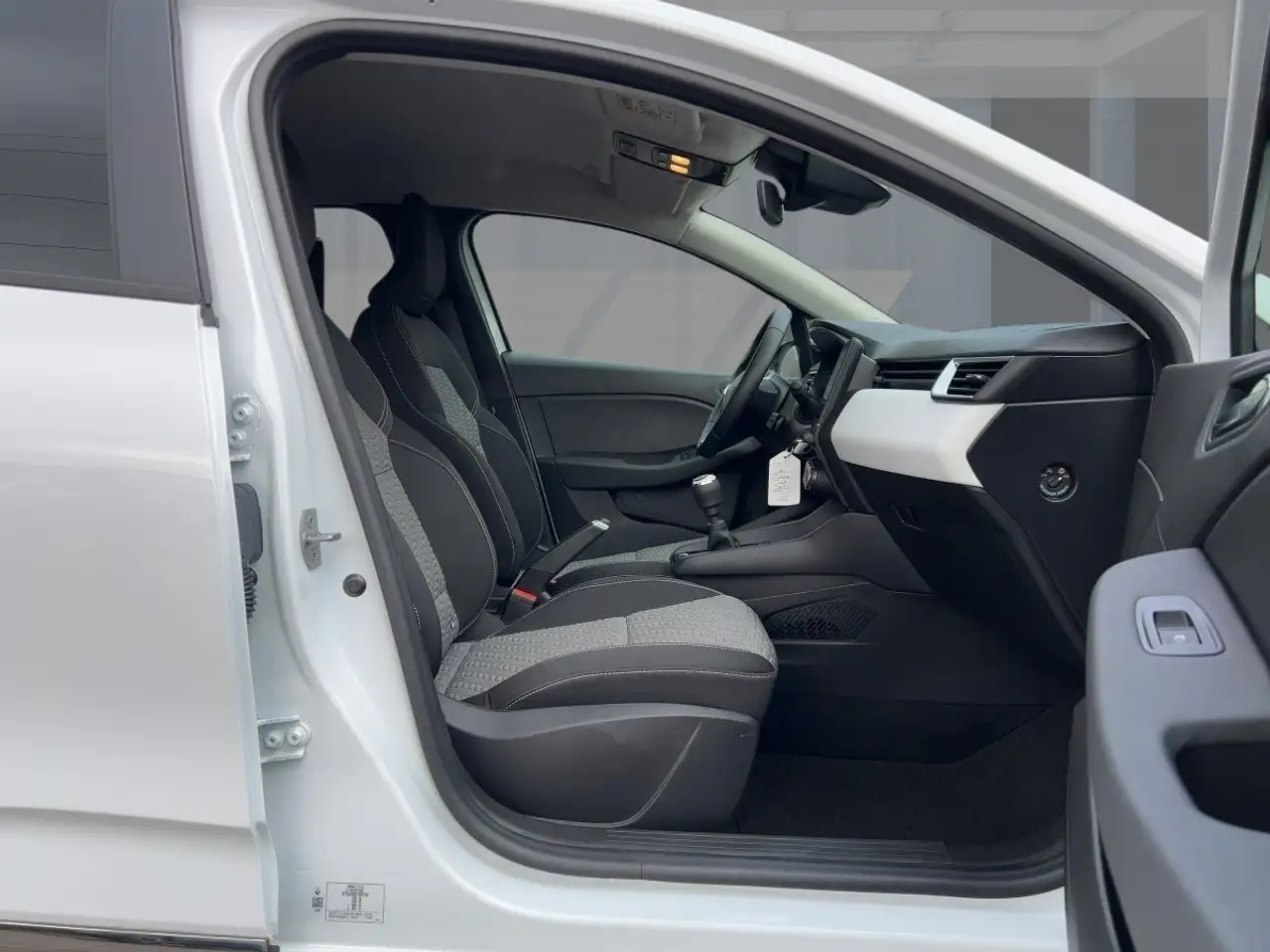 Renault Clio EVOLUTION TCe 90, миниатюра 8