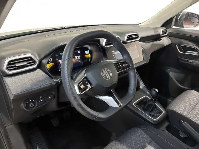 MG ZS view 11