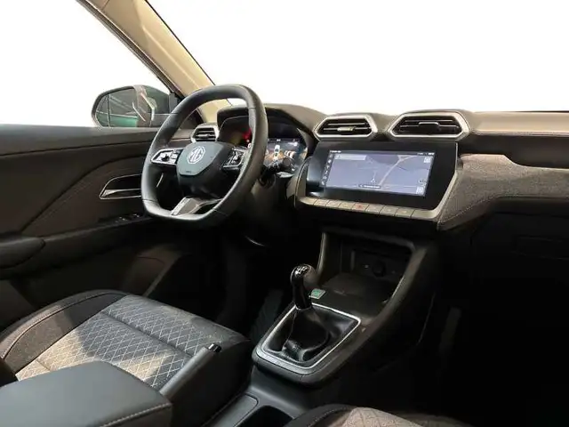 MG ZS view 15