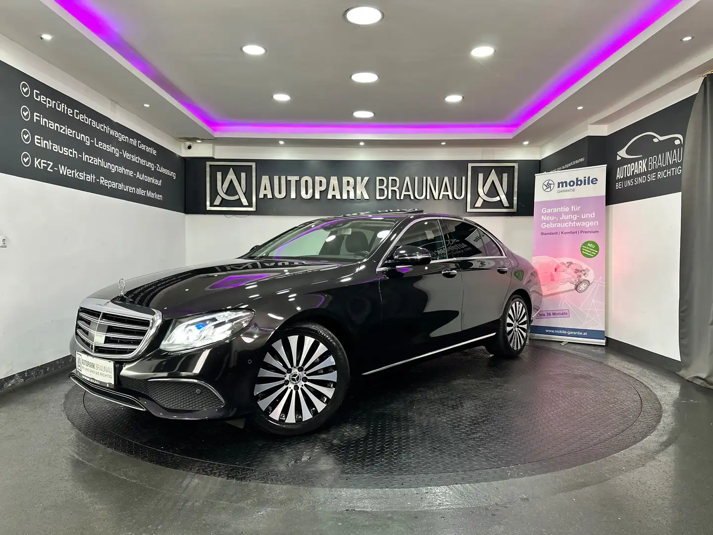 Mercedes-Benz E 220 d Exclusive Lim. *SCHIEBDACH*HUD*360*WIDE* Schwarz - 1