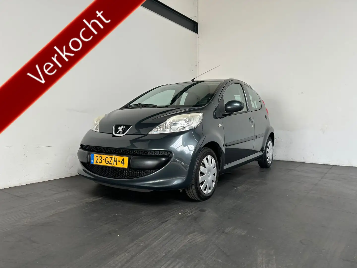 Peugeot 107 1.0-12V XS. Airco. Elek Pakket! Grau - 1