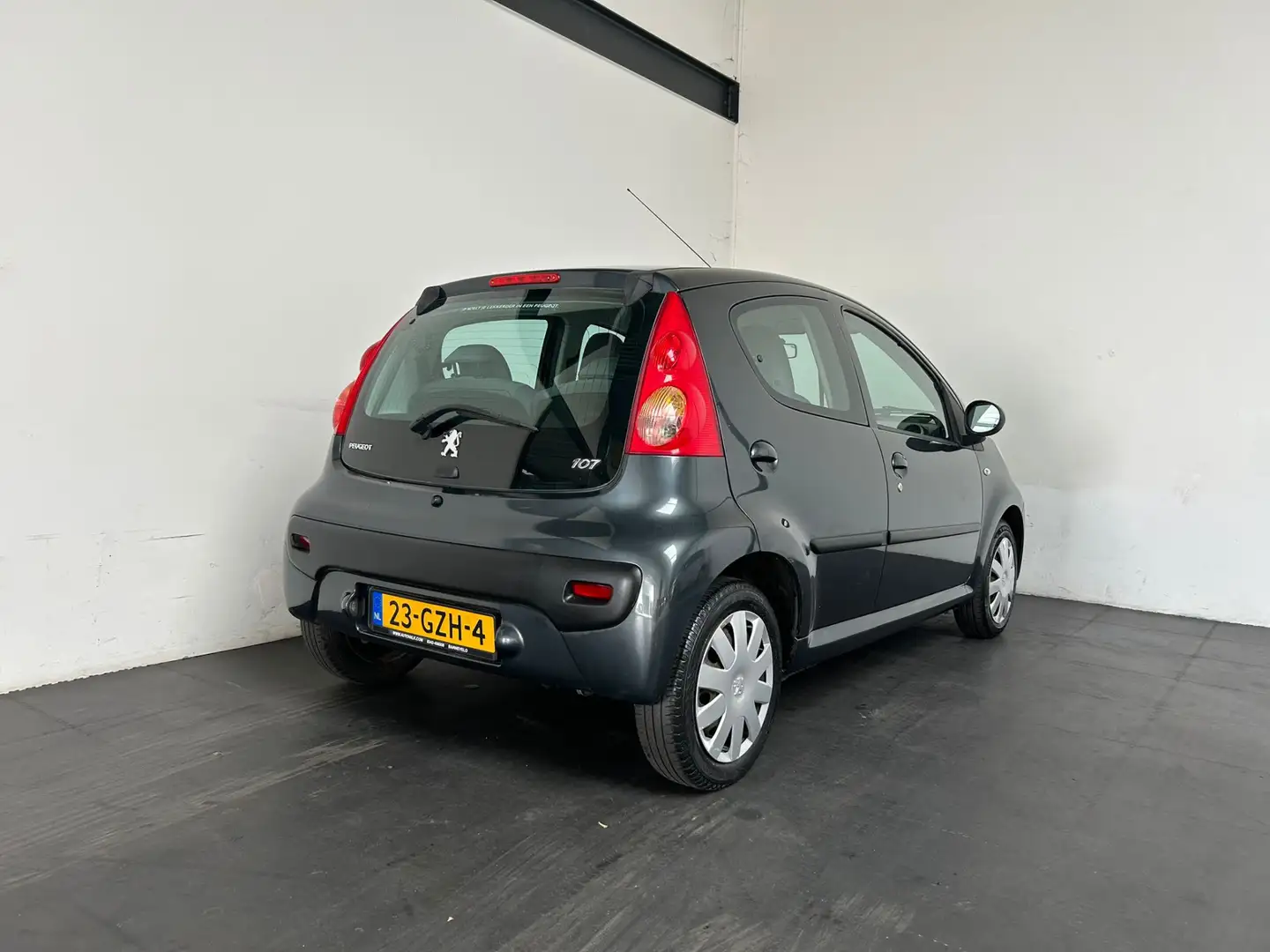 Peugeot 107 1.0-12V XS. Airco. Elek Pakket! Сірий - 2