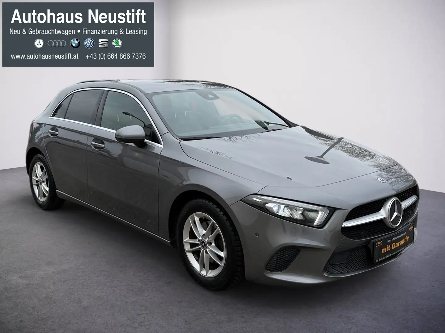 Mercedes-Benz A 180 A 180 d (177.003) *Scheckheftgepflegt*ASST* Xenon* Grau - 2