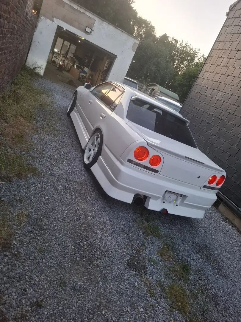 Nissan Skyline rb25de neo - 2