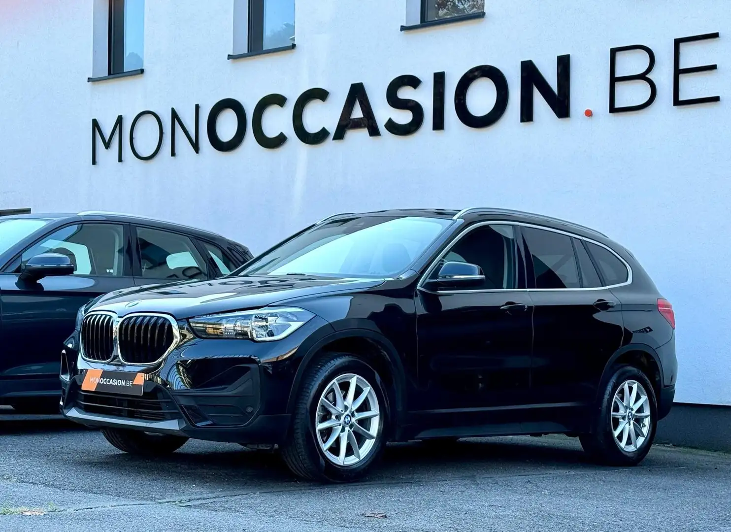 BMW X1 1.5d SDRIVE LED DE JOUR CAMERA GPS ATT. REM CRUISE Noir - 1