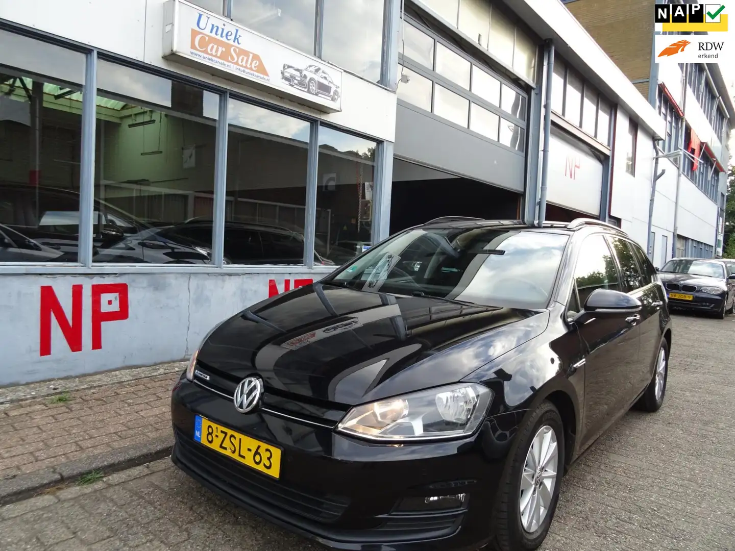 Volkswagen Golf 1.6 TDI BlueMotion Edition 40 Noir - 1