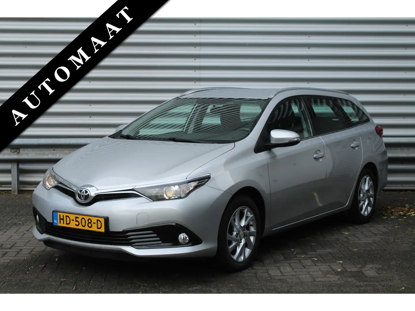 Toyota Auris Touring Sports 1.2T 116pk Aspiration NL-Auto NAP C Grijs - 1